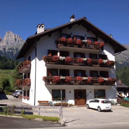 Garni Mariolina Bed & Breakfast Falcade Exterior foto