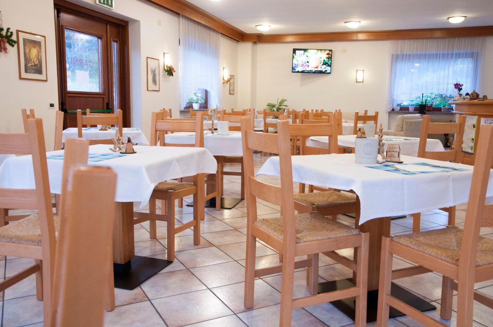 Garni Mariolina Bed & Breakfast Falcade Exterior foto