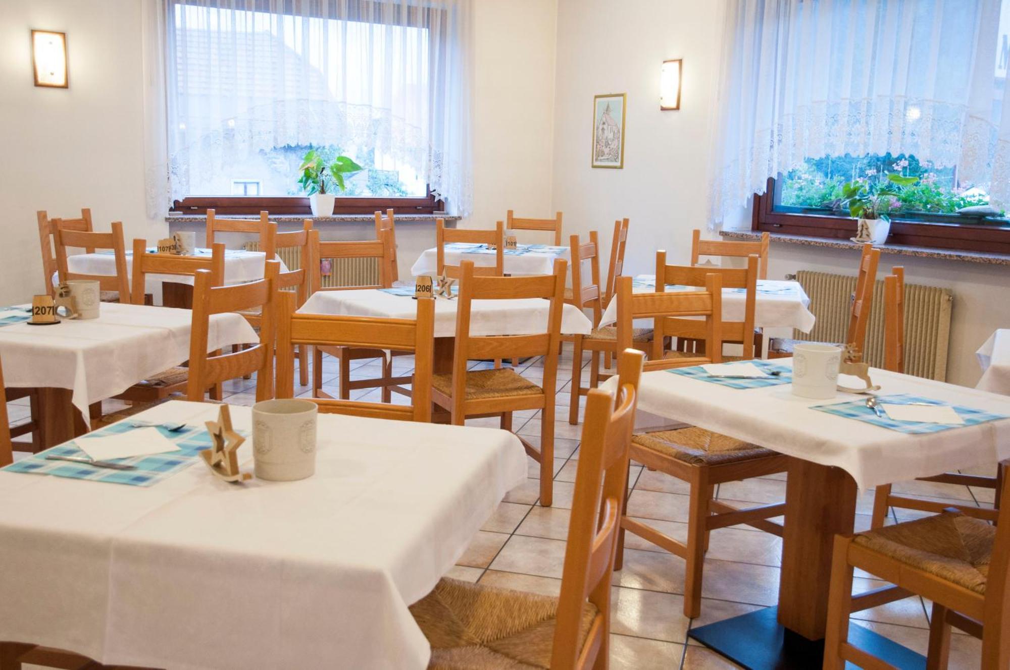 Garni Mariolina Bed & Breakfast Falcade Exterior foto