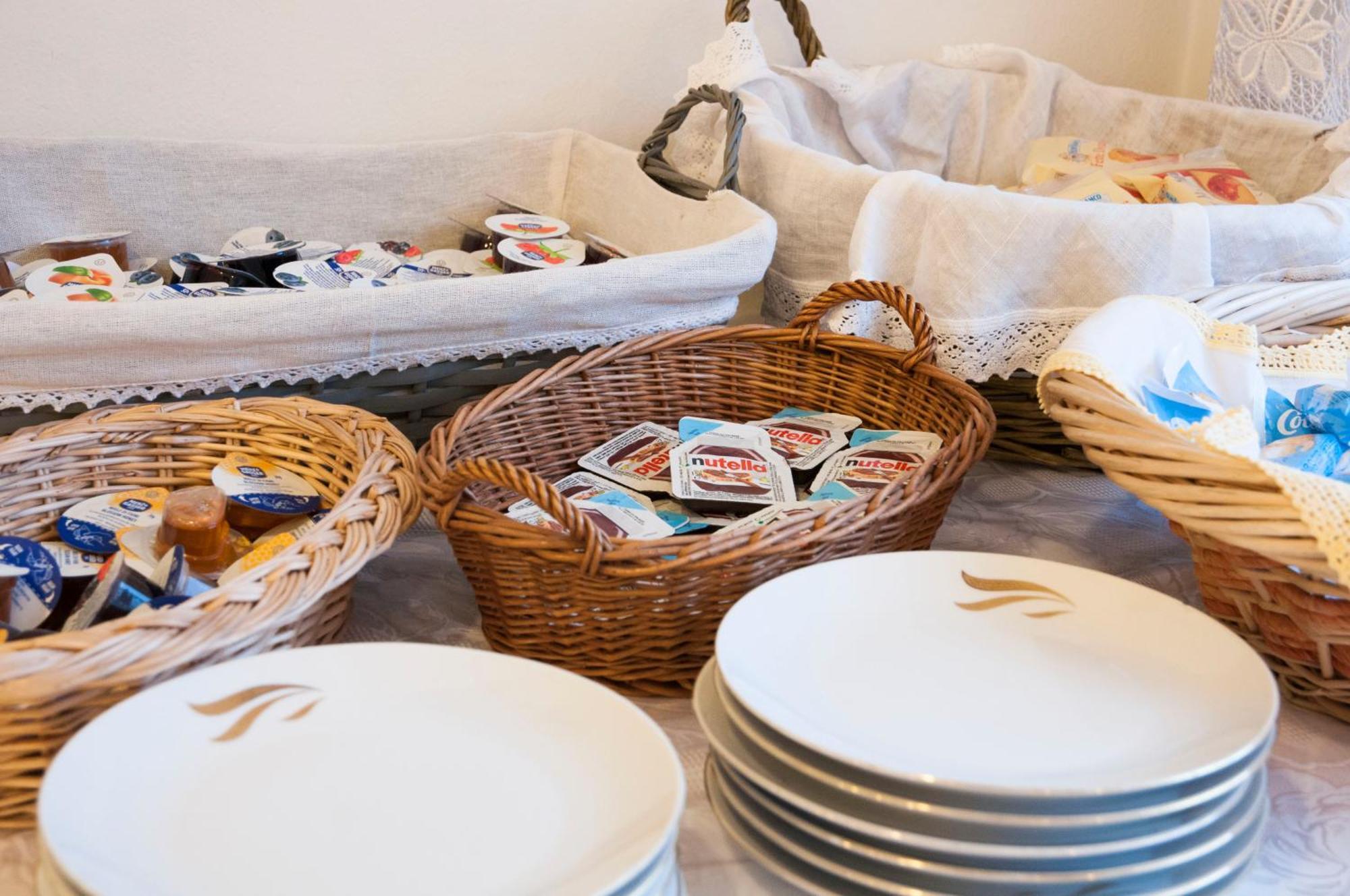 Garni Mariolina Bed & Breakfast Falcade Exterior foto