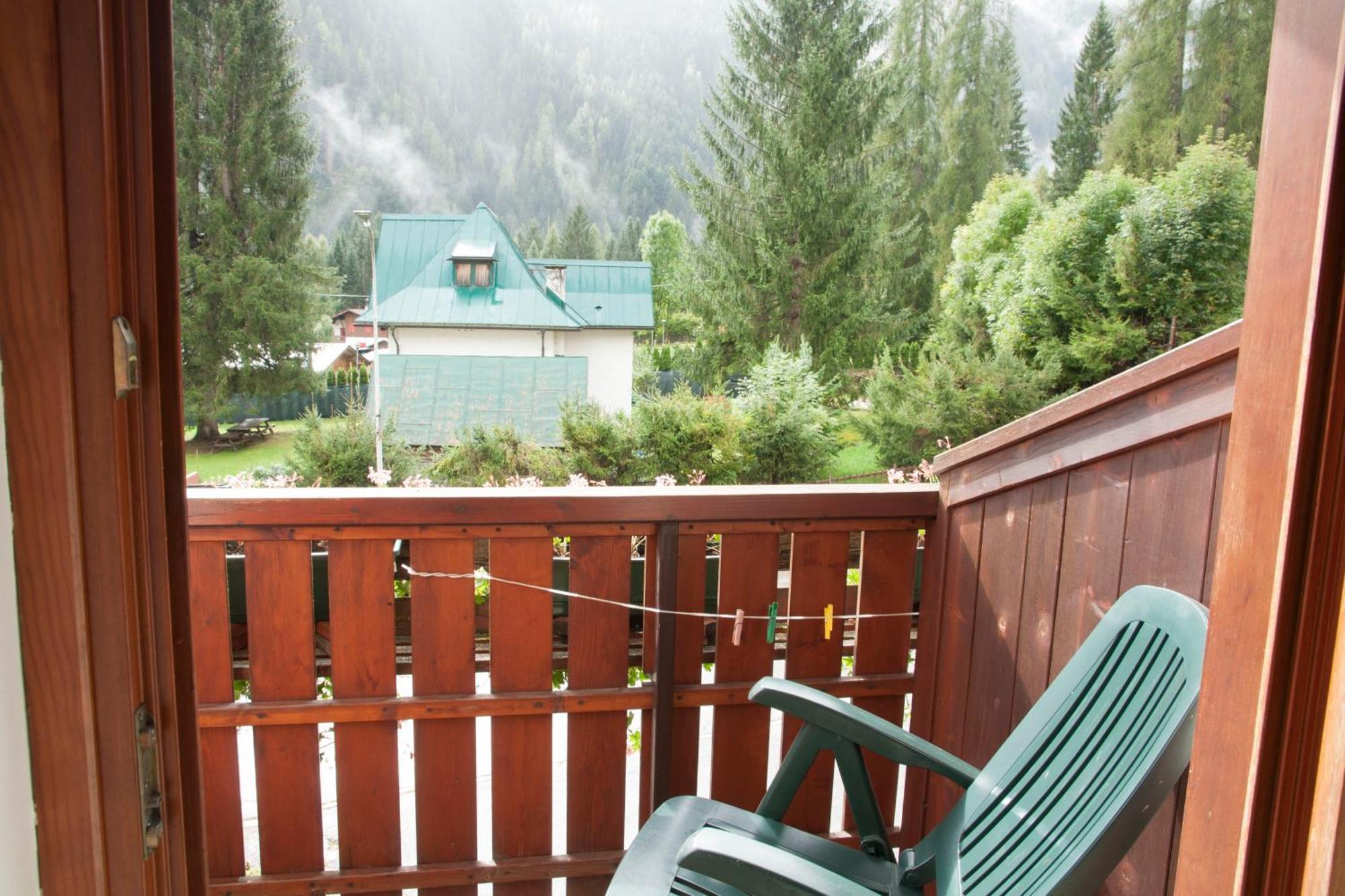 Garni Mariolina Bed & Breakfast Falcade Exterior foto