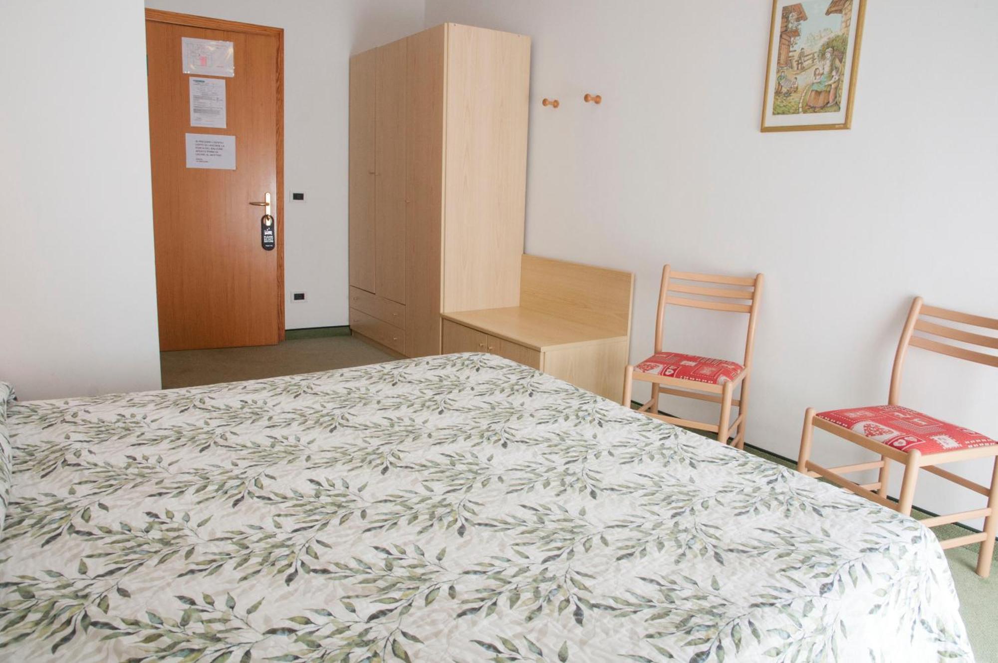 Garni Mariolina Bed & Breakfast Falcade Exterior foto