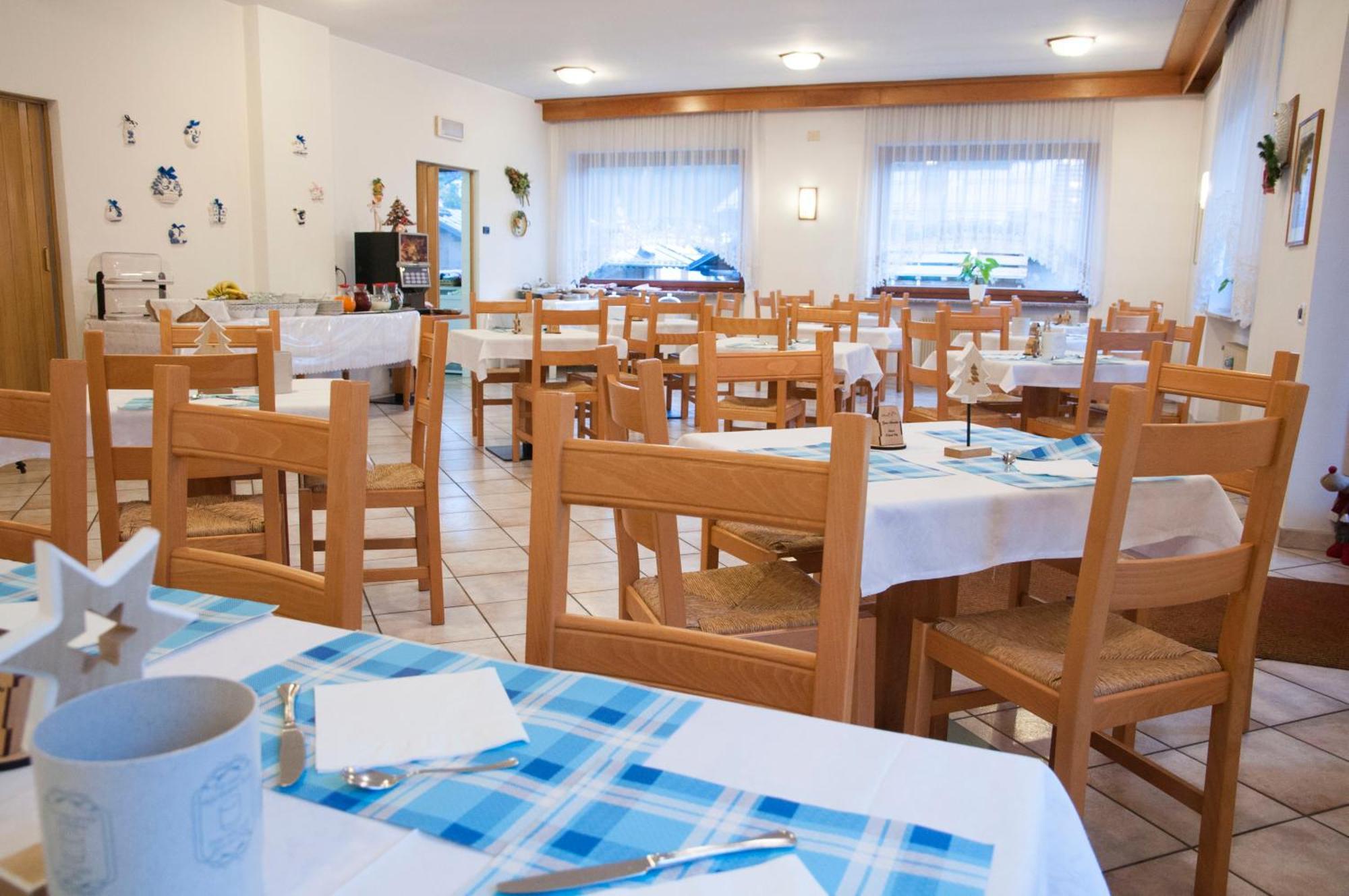 Garni Mariolina Bed & Breakfast Falcade Exterior foto