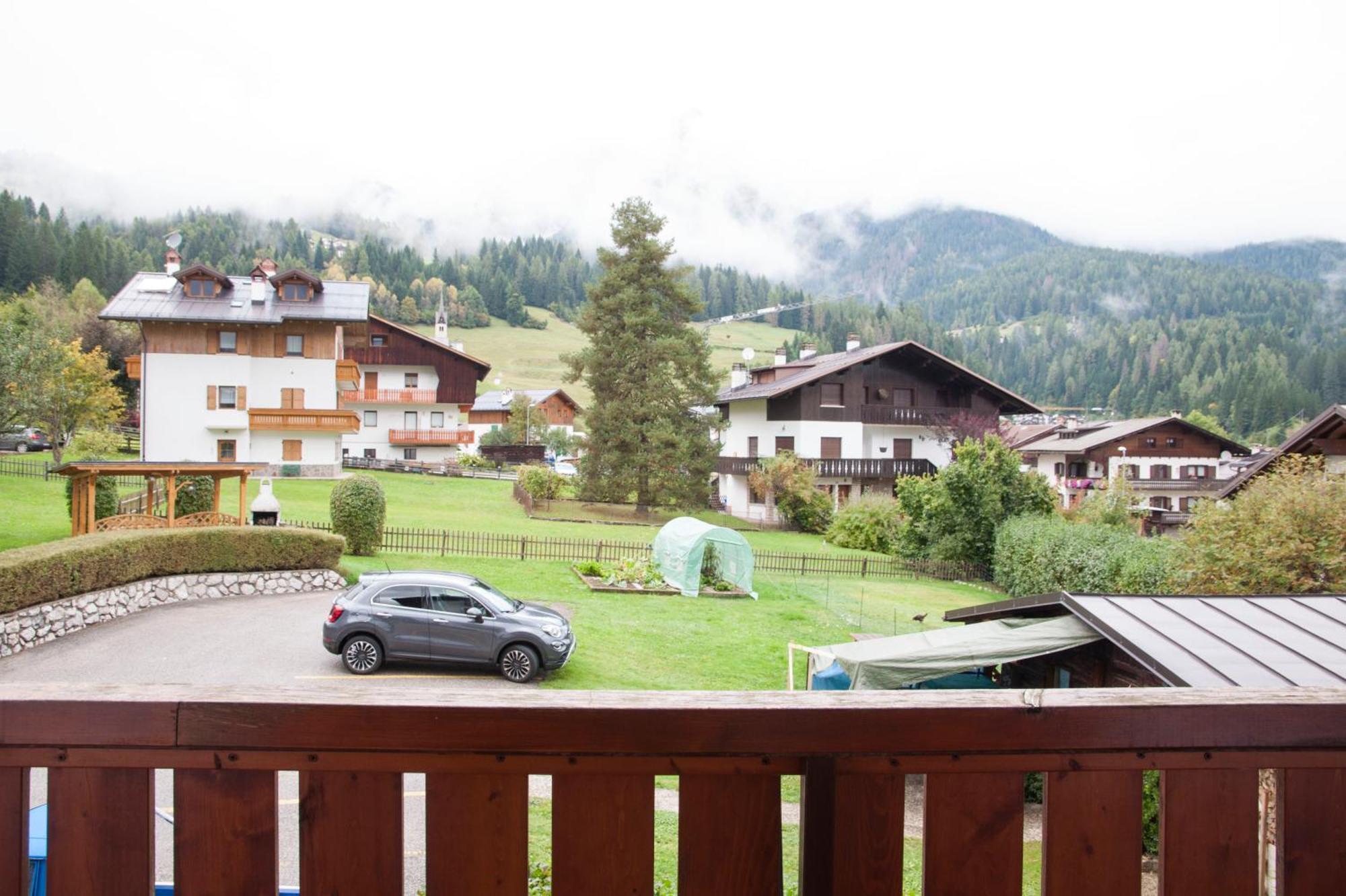 Garni Mariolina Bed & Breakfast Falcade Exterior foto