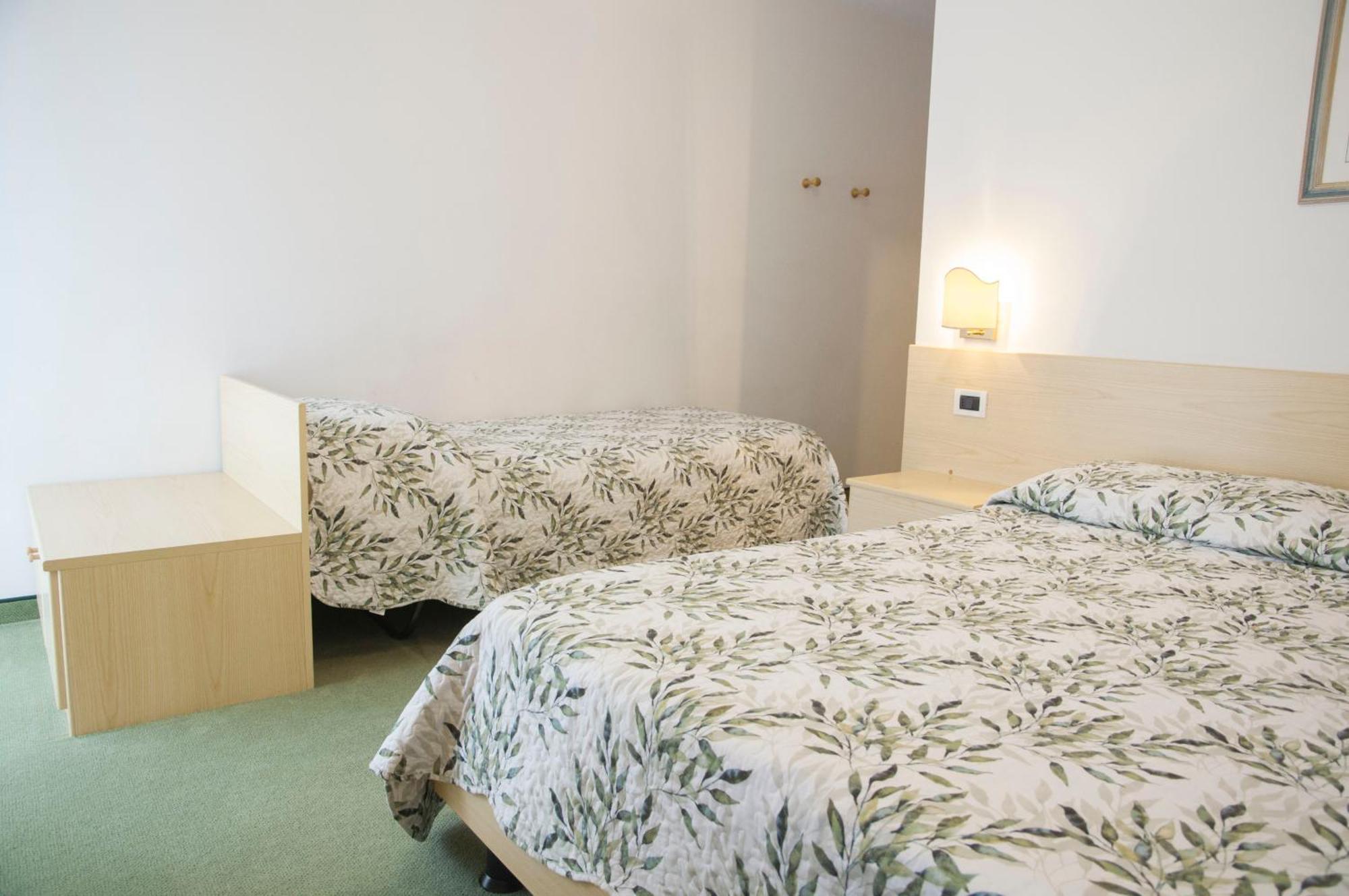 Garni Mariolina Bed & Breakfast Falcade Exterior foto
