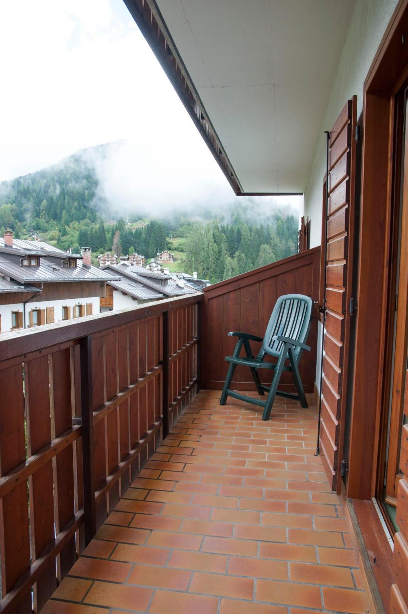 Garni Mariolina Bed & Breakfast Falcade Exterior foto
