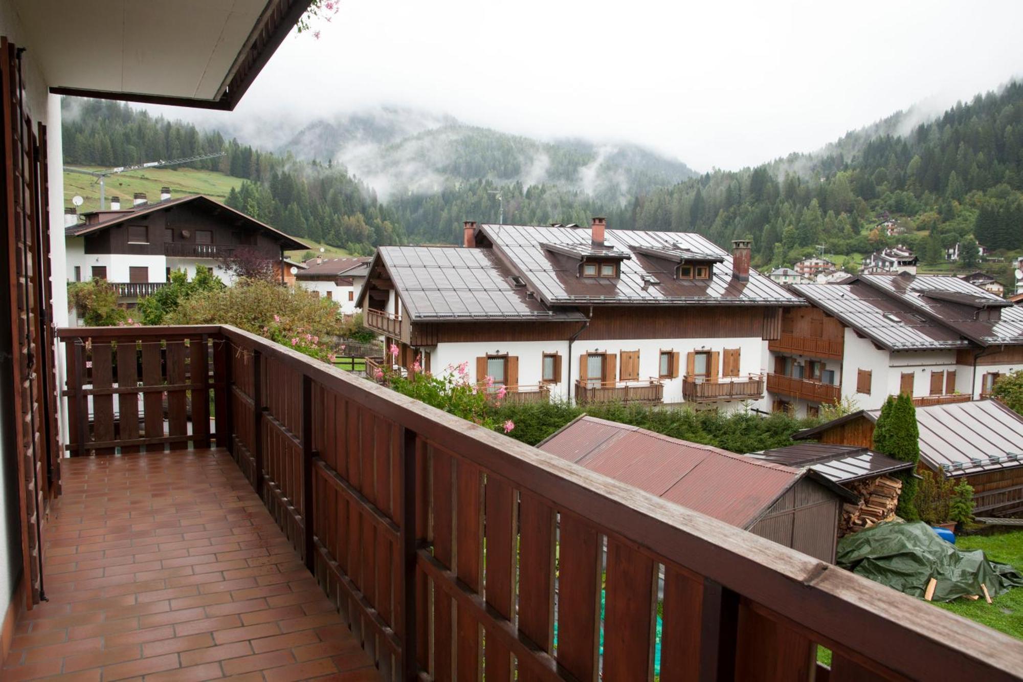 Garni Mariolina Bed & Breakfast Falcade Exterior foto