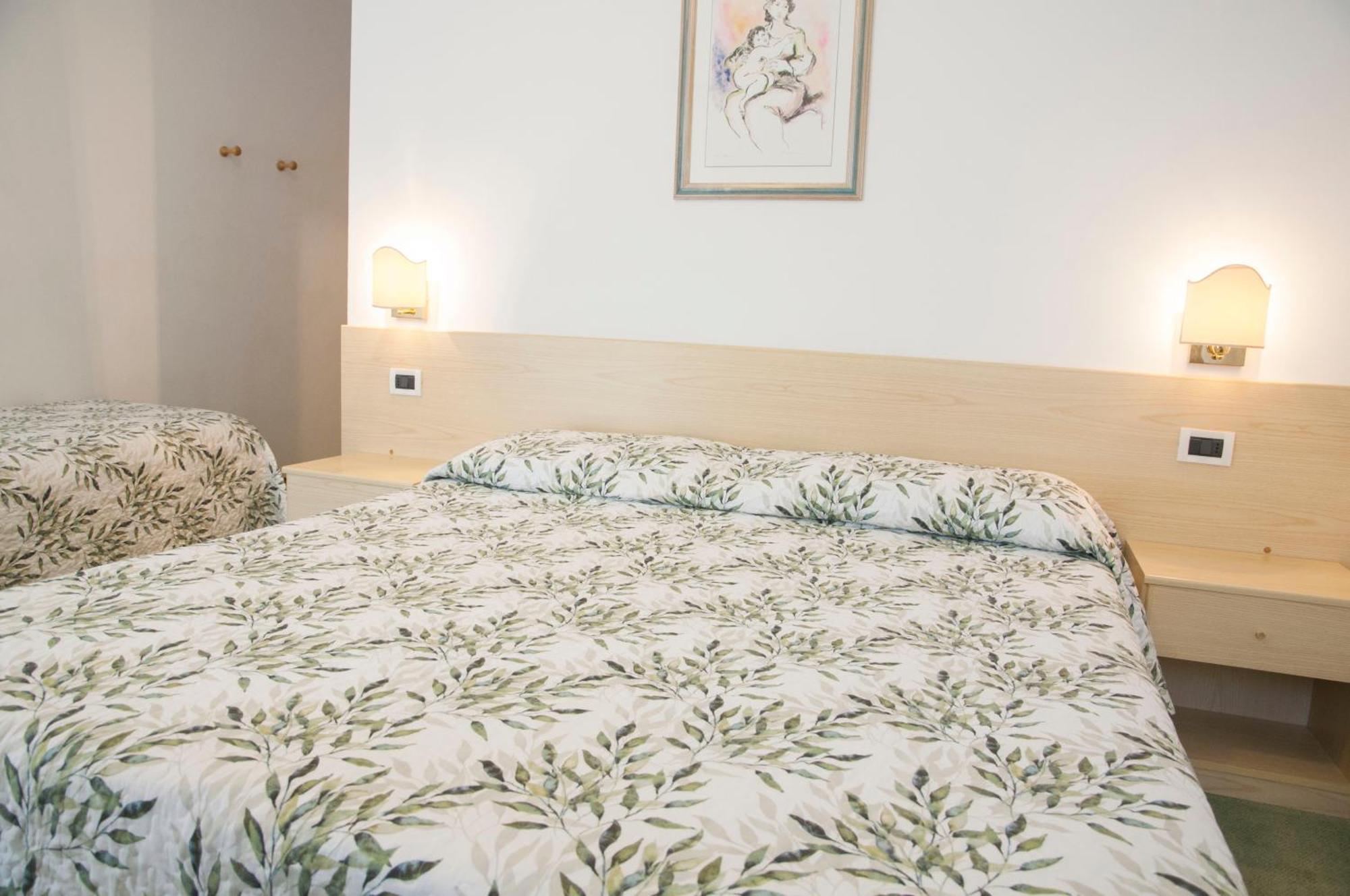 Garni Mariolina Bed & Breakfast Falcade Exterior foto